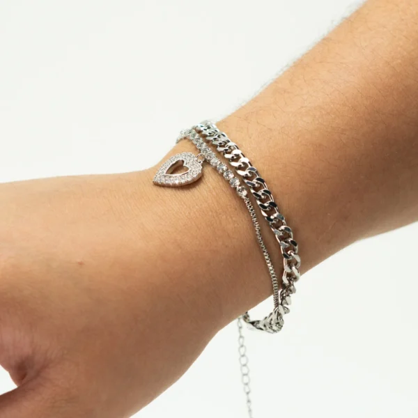 Pulseira Cravejada com pingente Coração - Image 9